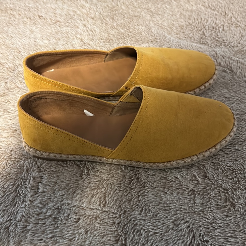 Yellow Espadrilles - Picture 2 of 4
